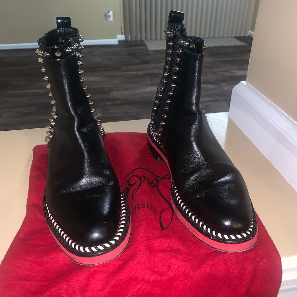 Christian Louboutin Flat Black Short Spike